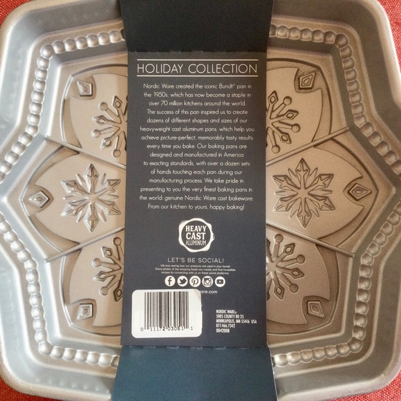 Nordic Ware Sweet Snowflakes Shortbread & Cake Pan Cast Aluminum Nonstick 6 Cups - Picture 4 of 10